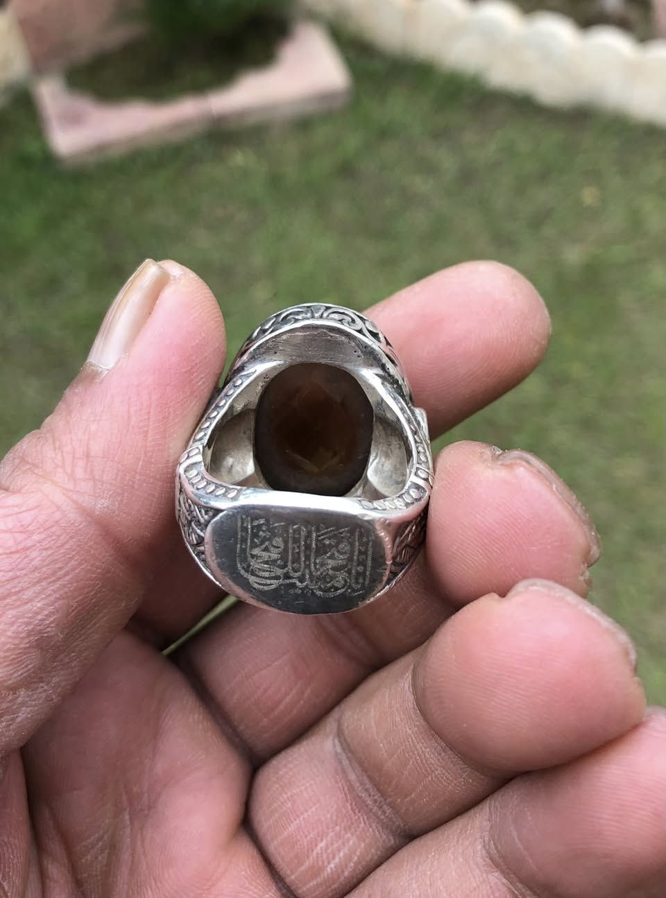 سلام عليكم خاتم بحجر سترين مدخن شرط حجر الاصلي صياغة سلجوقية ثكيلة جداً قياس 26/27 للبيع فقط يوجد توصيل


**إذا كنت صاحب هذا الإعلان وتريد حذفه لأي سبب، رجاءا أرسل رسالة إلى الدعم الفني**