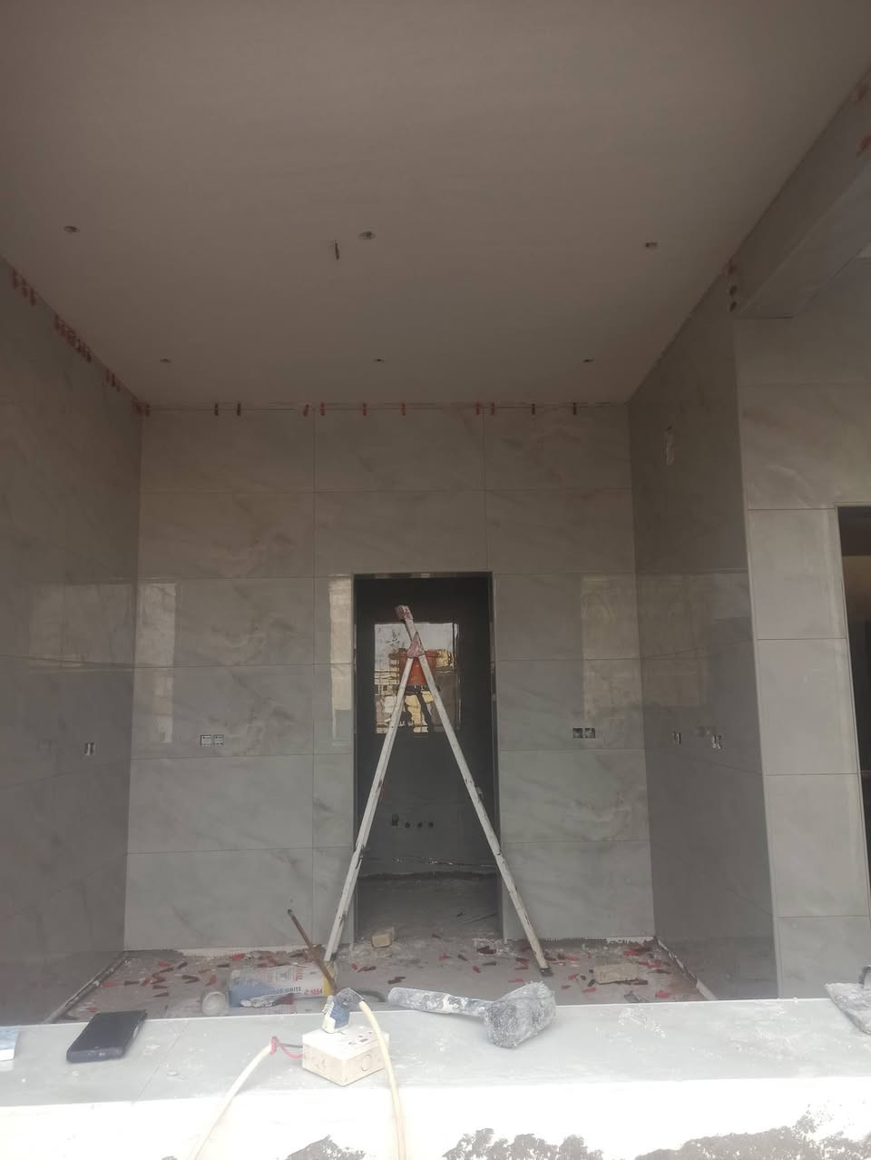 الحمد الله شغلي بورسلين ***********بي وات ساب
