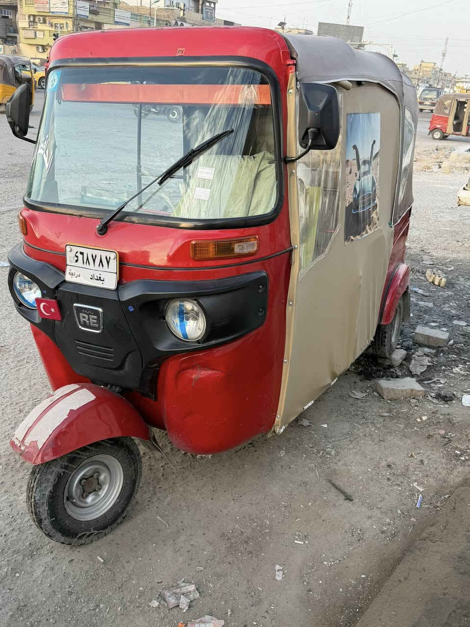 تكتك لبيع رقم سنويه مكان مدينه صدر جوادر بيه صبغ بس صفحه اليسره بس السعر ٧٨٠٠ رقم هاتف ***********
