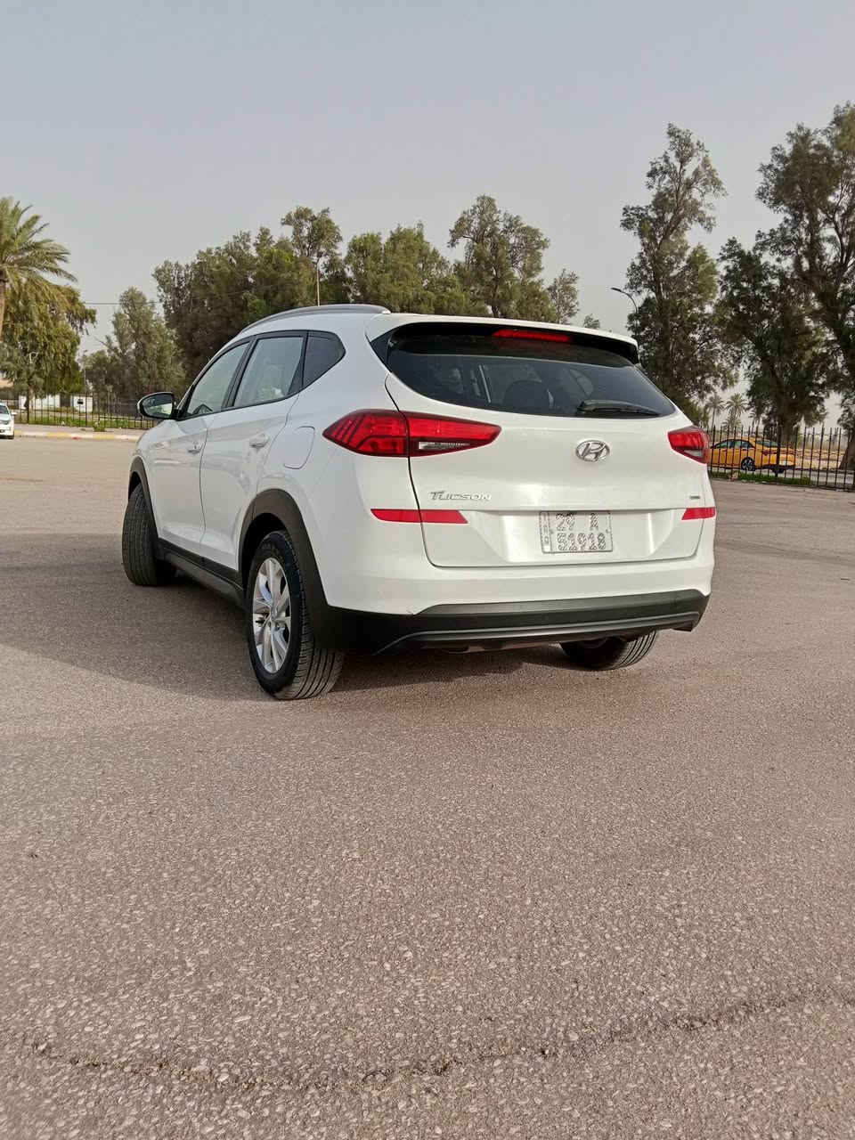 سلام عليكم توسان وارد امريكي موديل 2019 فول عده البصمه حادثه بنيد فقط سياره كفاله  عامه مكينه أو كير شركه حداديه كله جديده رقم واسط انكليزي تحويل بسمك مباشر سياره جاهزه عل وضع شركه تخم تاير جديد ماشيه 100 سياره حلوه لا بارد ولا شخوط مال جناي مكان بابل _شوملي رقم الهاتف *********** سعره 165 او بيه مجال
