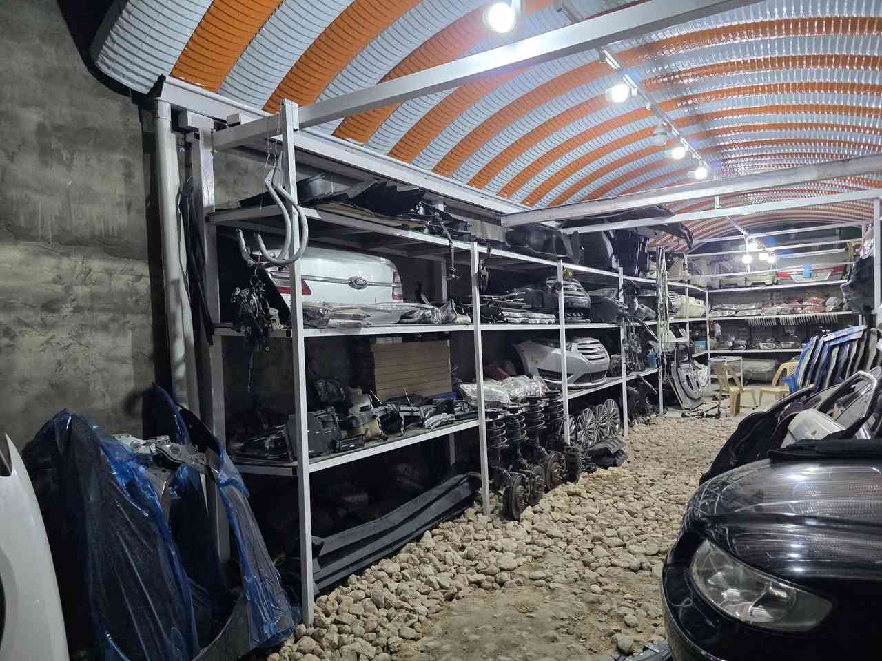 السلام عليكم على بركة الله تم وصول سيارات ادوات تفصيخ
للإستفسار *********** ***********
