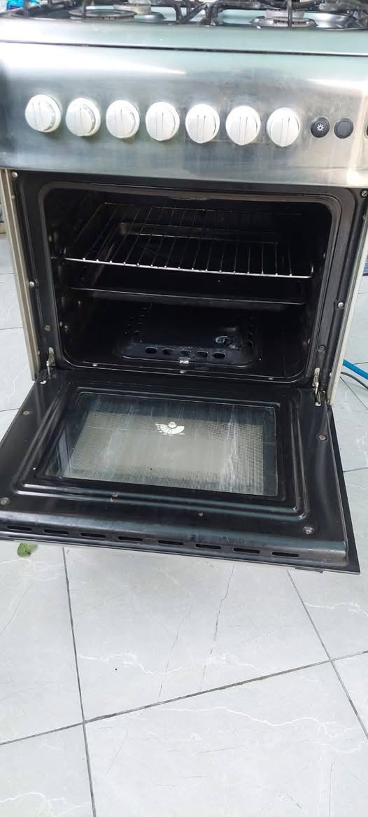 سلام عليكم عندي أغراض البيت للبيع سنك نضيف ب٤٥
طباخ نضيف 75 الف
رقمي +***********
