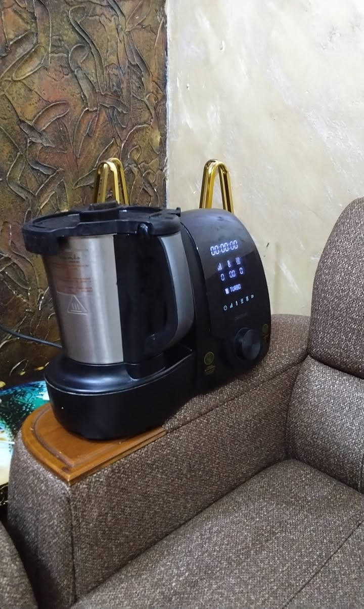 سلام عليكم اخوان خلاط من ماركت cecQtec الأوربي للبيع
مواصفات
شاشه لمس
غلايه
ميزان
موقت
بلوتوث ع الموبايل
غذائي يستخدم لصحاب المطاعم العداد ثنين
السعر ٦٠ الف
*********** واتساب
