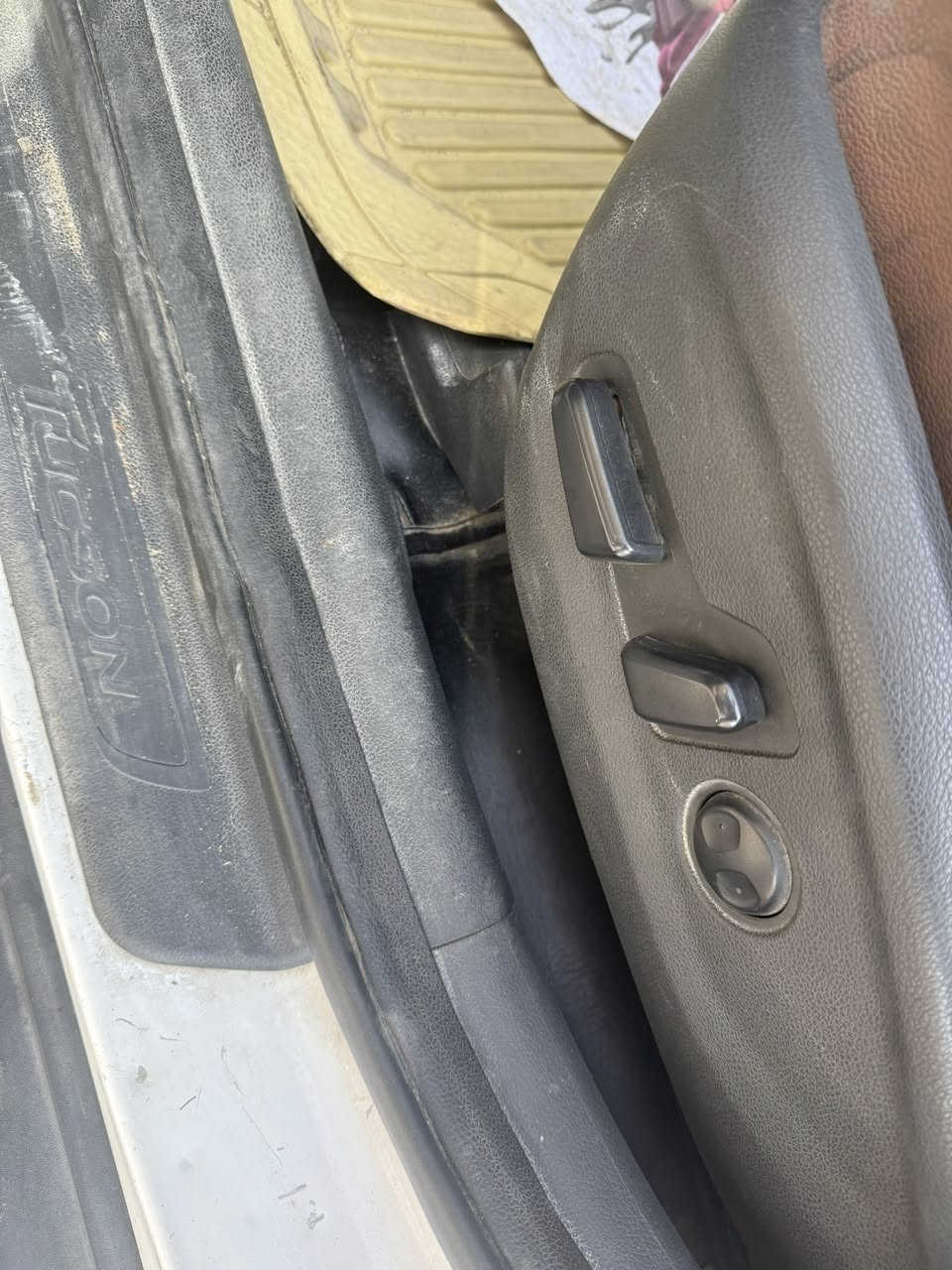 سلام عليكم توسان موديل 2019
خليجي فول 
بنرامه 
بصمة 
كشنات كهربا
خمس عدسات
رقم بغداد دولي
بيه صفحه صبغ 
محرك كير خير من الله
مكان بغداد حي ور
***********
135
