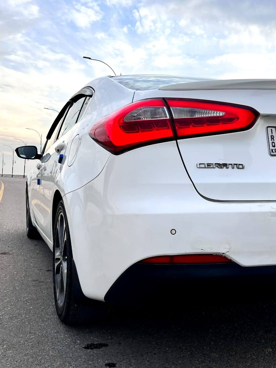 سيراتو 2013 خليجي
للبيع فقط

رقم اربيل الجديد باسمي تحويل ثاني يوم سياره بيها صبغ بنيد وجاملغ السياره حلوه وجديده مكينه 1.6 لا مفتوحه ولابيها تبخير ولا تنقيص السياره فول مواصفات 
1.فتحه سلايد
 2.تبرید قطعتين امامي +خلفي
 3.شفتات ستيرن
4.تخم تاير جديد
5.خمسه ويل كب 
 6.مري شفط
7.اشاير بل مري
8.تحكم ستيرن 
9.كير 6 نمر
10.مثبت سرعه
11.ثلاث انضمه قياده 
12.لايت اوتو 
14. 4  دسك
15.حساسات خلفي+ امامي
16.لد امامي+خلفي
17.كاعيه قماش
18.شاشه+ كامره
19.داخل اسود
كاربون بانزين بيها 
بعد بيها مواصفات. 
  
السعر ١١٣.
للتواصل... ***********

مكان السياره موصل
