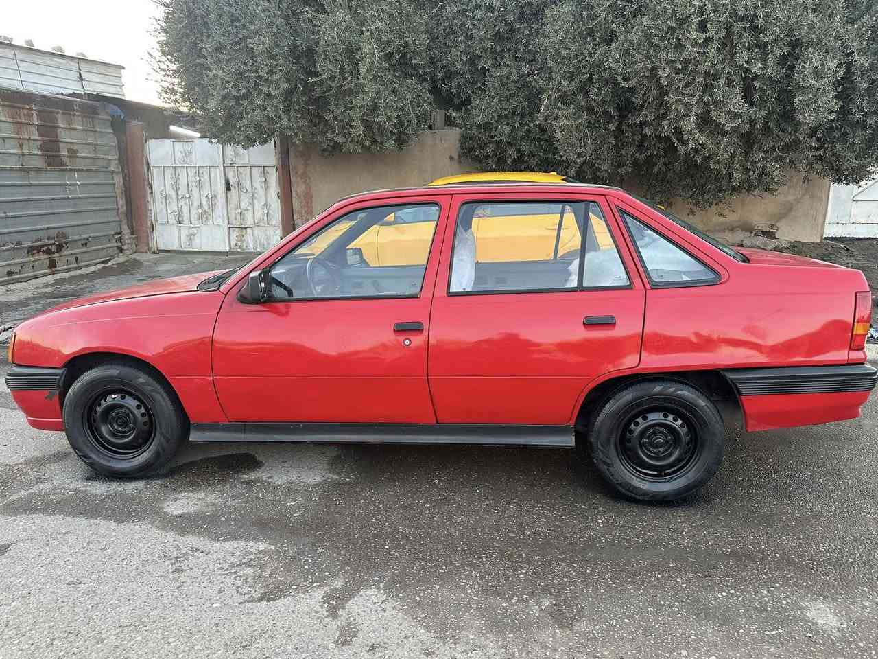 بيع سريع ابل كاديت  مشروع وطني سنويه 2030
بطاقه بنزين بيها 
محرك 16 كابريتر. بي بخار  تخم تير جديد  
صدر امامي جديد دريم شفتات  جديد 
سياره مصبوغه عام جماليه 
بيها هلالت معمره 
سعر 27 بيها مجال لطيبين لستفسار ***********
