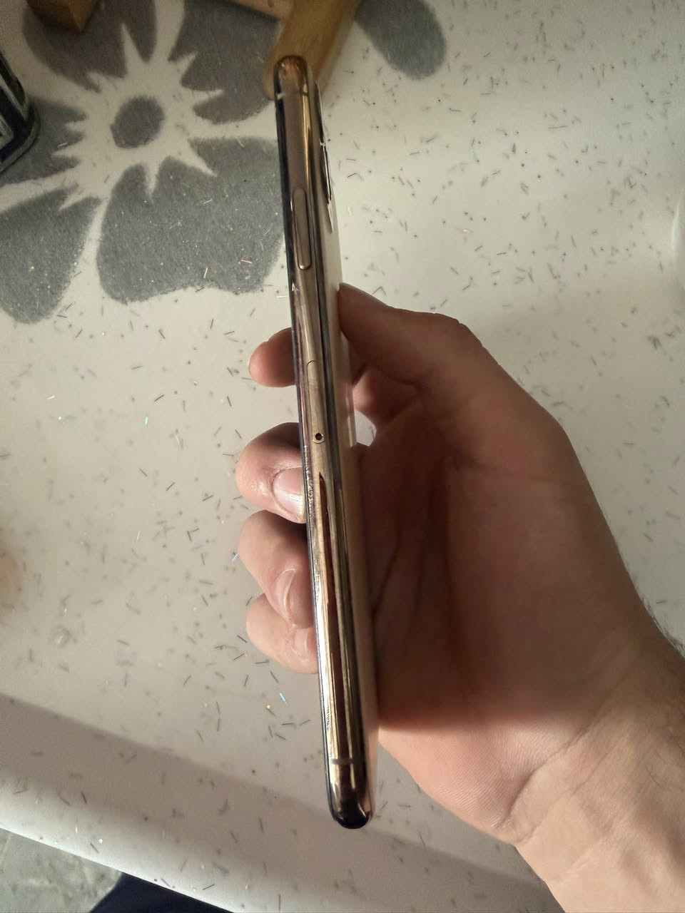 سلام عليكم ايفون 11 PRO MAX نموذج A خط واحد شرق اوسط بطاريه 73 الجهاز مامفتوح شخطه مابي على الفحص كدامك السعر 350 وبي مجال حك الجية الاتصال ***********
