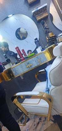 ديكور حلاقه • بدون كرسي • كربلاء