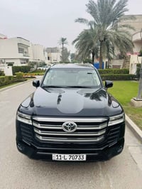 لاندكروز 2022 ساز ثلاث شاشات وتطبيق لون اسود مغلفة ppf السيارة مكفولة ...