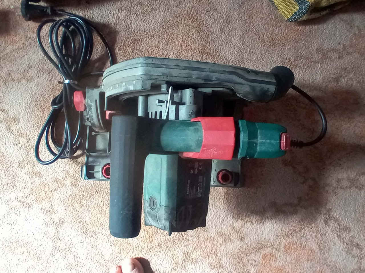 كوسره مع دريل لقمه ماركه ملواكي تقليد مع منشار قرصي بارك سايد


**إذا كنت صاحب هذا الإعلان وتريد حذفه لأي سبب، رجاءا أرسل رسالة إلى الدعم الفني**