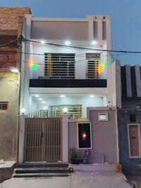 حي النداء شارع مجمعات • طابق ونص • ١٠٠م