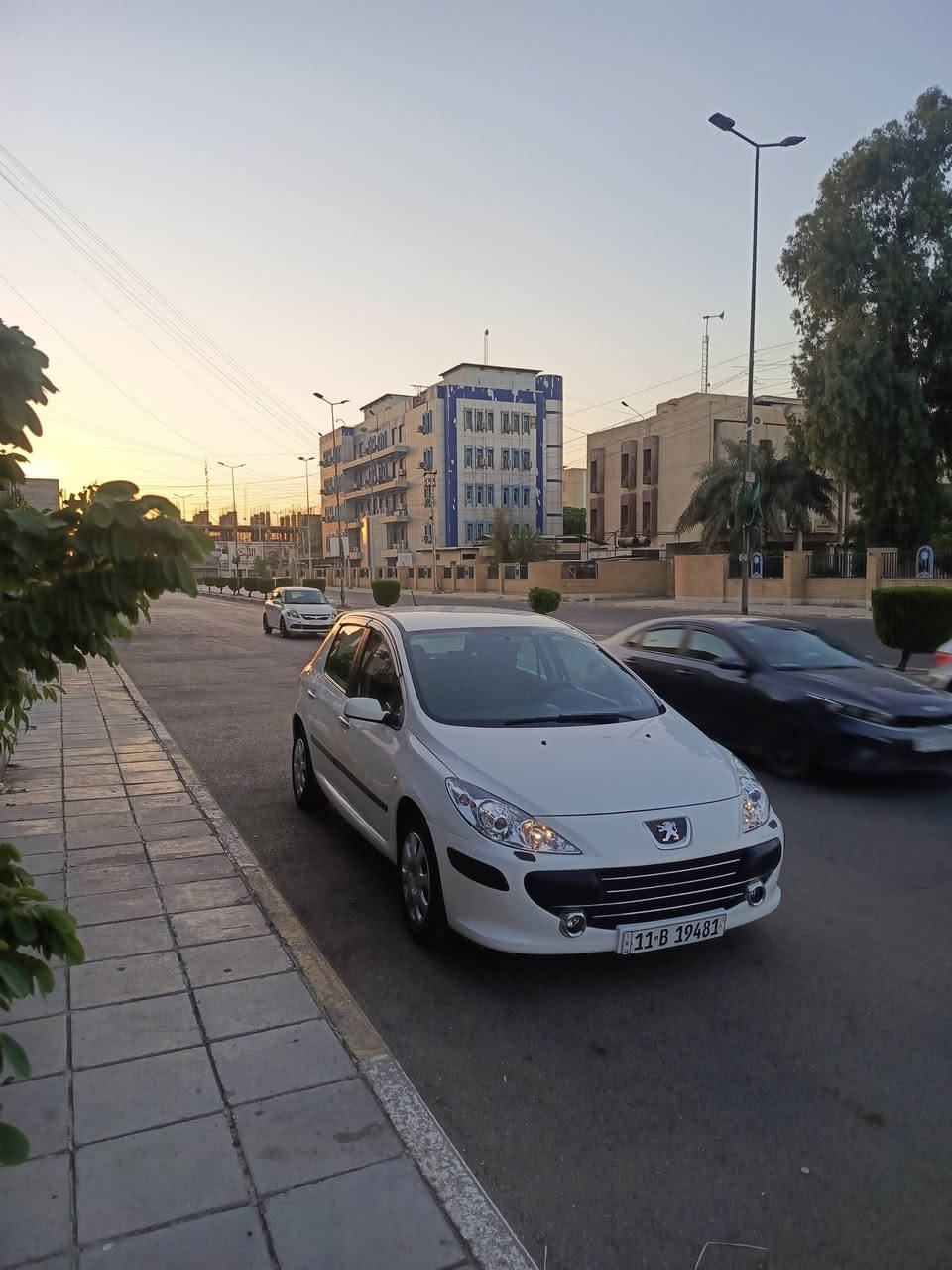 للبيع.بيجوفرنسي307.........موديل2006 محرك كير تبريدأوتماتيك شرط تحويل ثاني يوم رقم بغداد س65....هاذا رقم واتساب فقط ***********.الرقم.الثاني رصيد فقط.***********.مكاني بغداد
