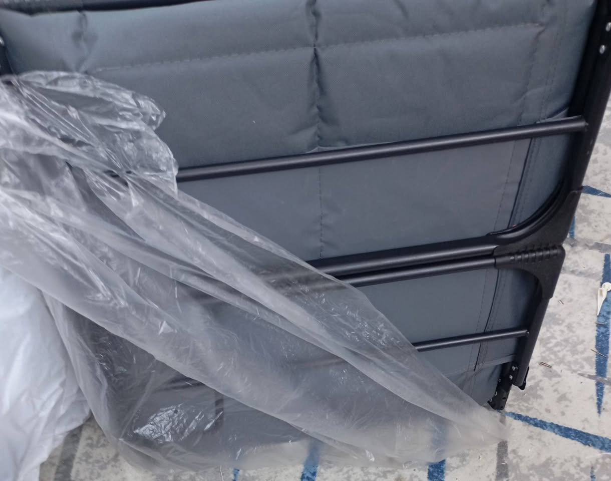 يتوفر لدينا اسره احجام من نوع السفري يتحمل اوزان ثقيلة تبدأ الاسعار من 25 الى 30 حسب الحجم يتوفر توصيل لجميع المحافظات العراق 
***********
