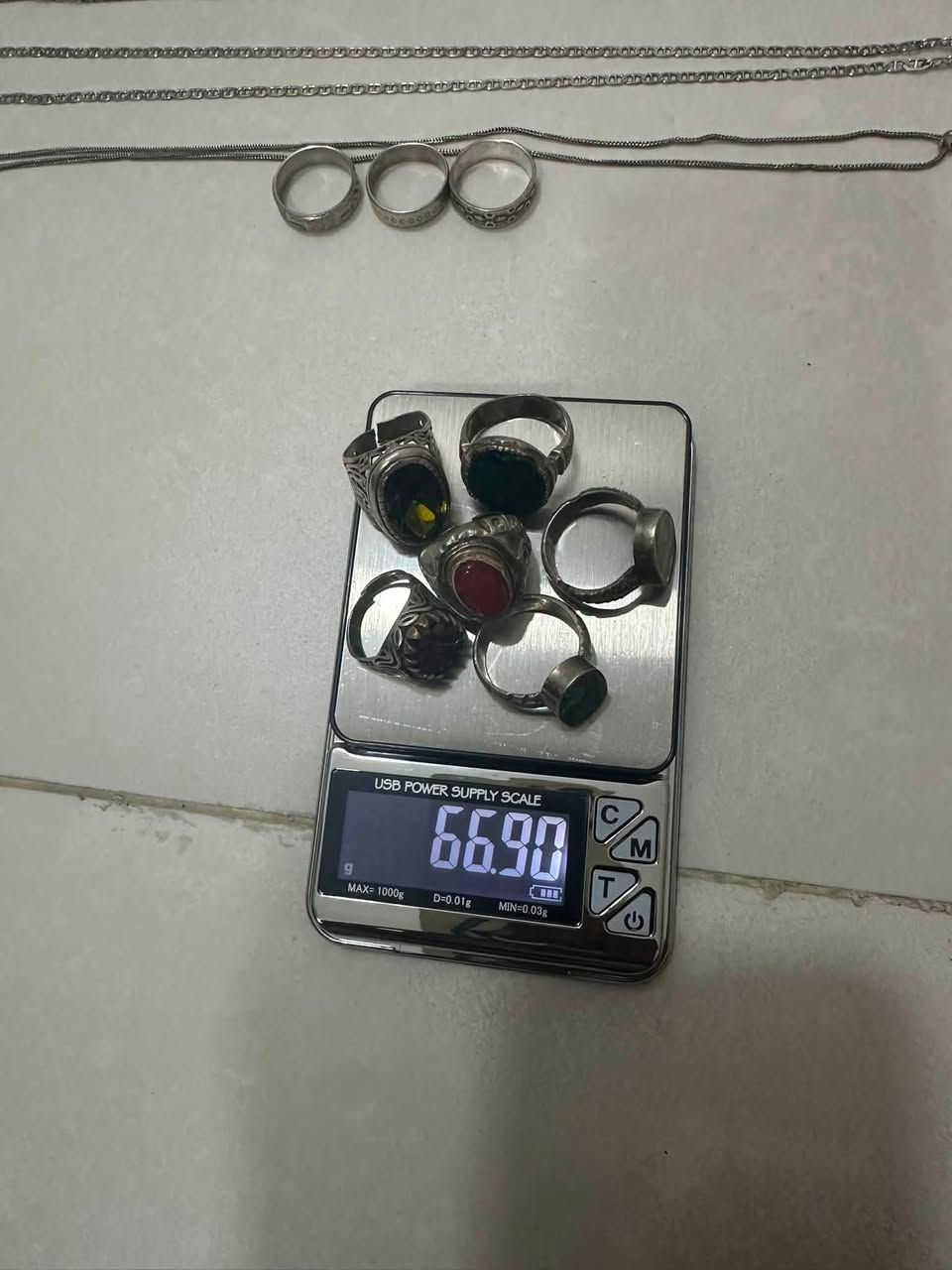 للبيع مستعمل الاستفسار ***********بيع مستعجل بغداد لايوجد توصيل

