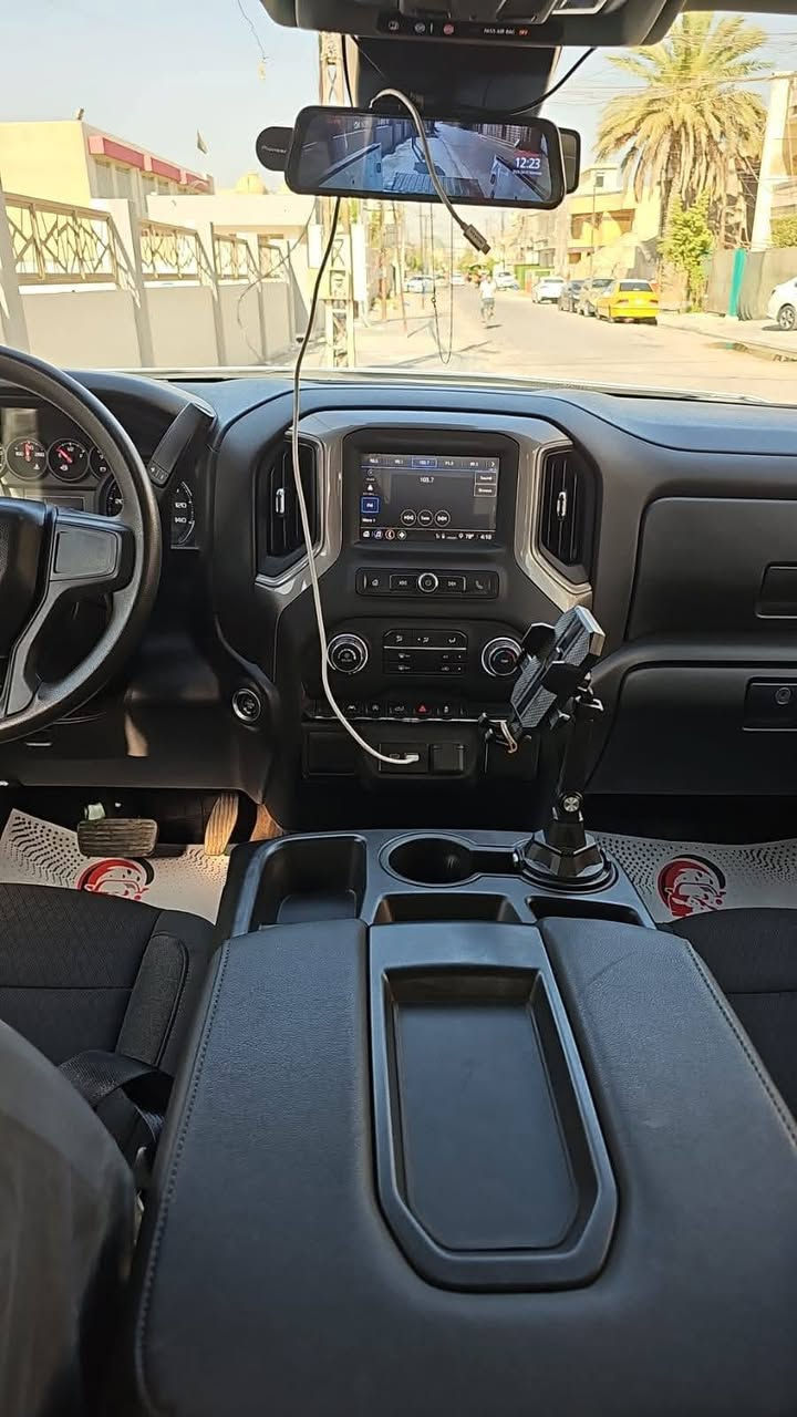 للبيع سلفرادو ٢٠٢٠ حادث جاملغ وبنيد سعره ٢٣٠ 
***********
