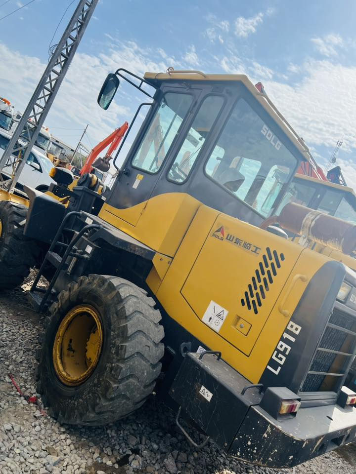 سلام عليكم شفل للبيع (بيع مستعجل)
حجم 918 موديل 2013
مشتغل شي بسيط بعده منفيس 
ترقيم أي محافظه اتعجبك 
الشفل جاهز أو شرط الفحص 
               
                  ***********اتصال أو واتساب
