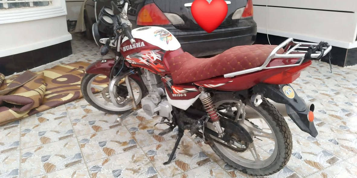 السلام عليكم
ماطور هايوشه للبيع او مراوس حسب القناعه ماطور خير من الله كهربائيات كلها شغاله ما عايزه كلشي تشغل وتمشي 
ادمن حبيبي وافق


**إذا كنت صاحب هذا الإعلان وتريد حذفه لأي سبب، رجاءا أرسل رسالة إلى الدعم الفني**