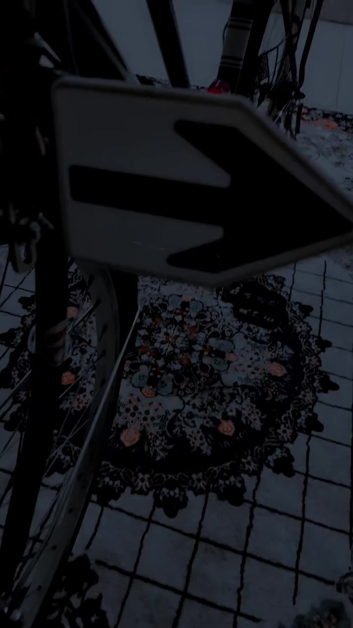 سلام عليكم عندي باسكل للبيع موديل 2022 كلشي شغال بريك امامي خلفي عكرب حساس شغال المكان بغداد الشعب السريدات الرقم *********** الرقم فقط واتساب السعر ١١٥ وبي مجال حك الجيه
