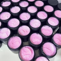 انستقرام • iris.cosmetics.co • مستحضرات تجميل