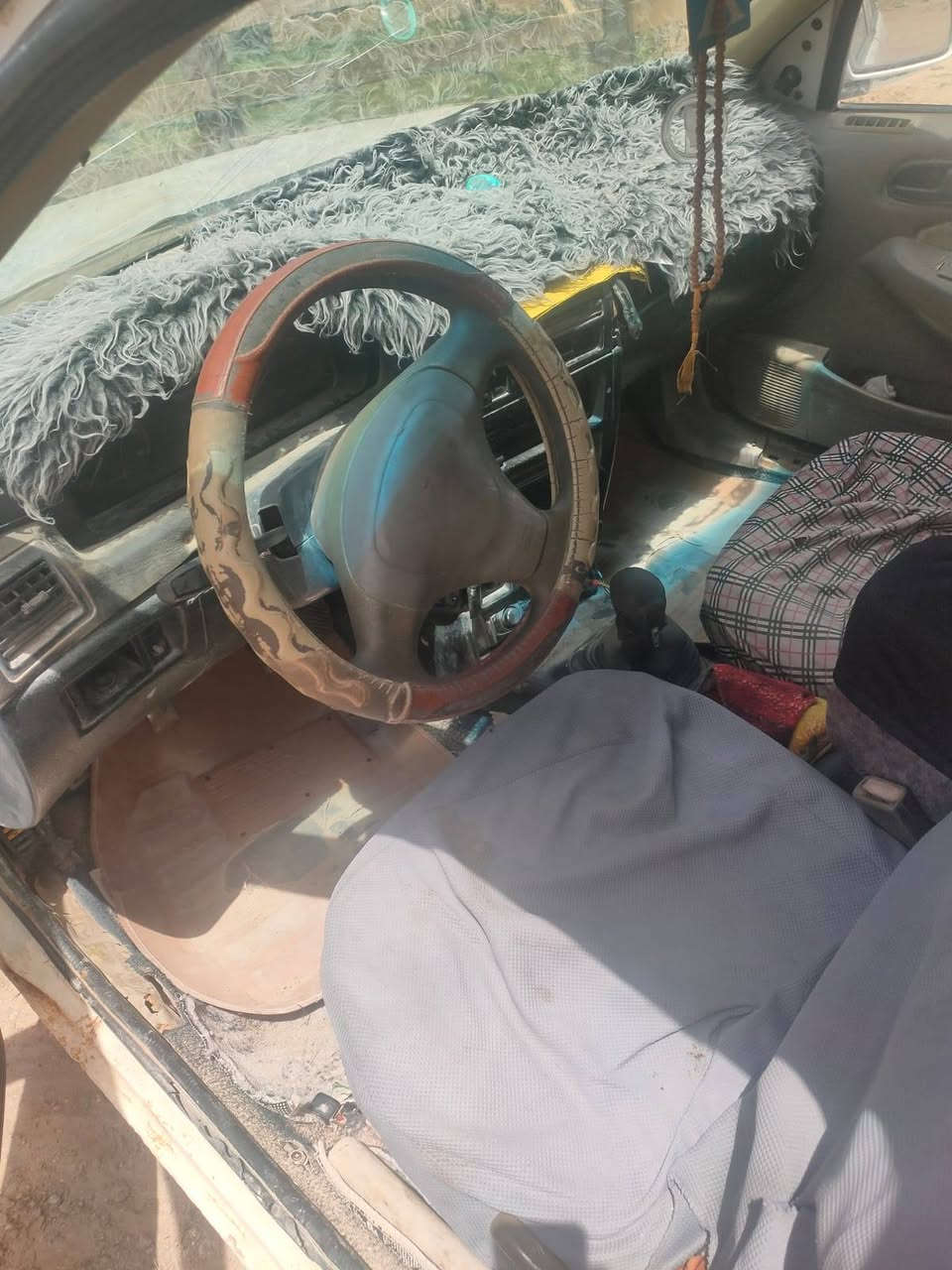 السلام عليكم كيا سيفيا للبيع موديل 93 سياره جاهزه رقم انكليزي انبار بسمي السعر 21 وبيه مجال بسيط 
رقم الهاتف ‏‪***********‬‏
