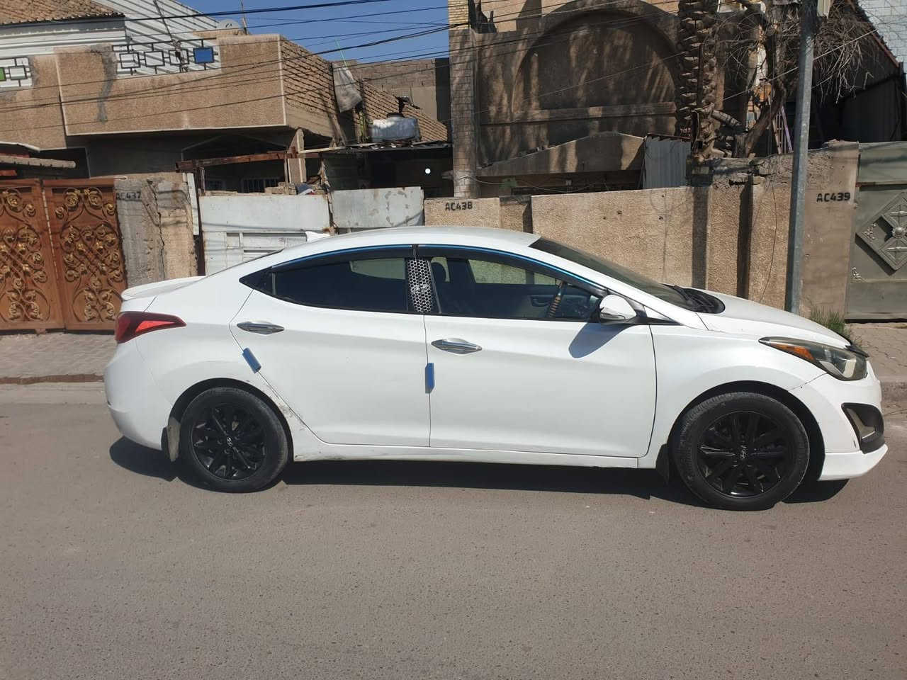النترا 2016وراد امريكي
محرك 2000 لا تنقص ولا تبخير 
تبريد منضومه جديده قبل سبوع شاده 
تحويل مباشر مشروع وطني 
سعر 90 وبيه مجال قليل بيع فقط بدون مراوس

مصبوغ حزام اثر تگشير  وحادثه مال وارد يم قاعده مال دبل
***********
