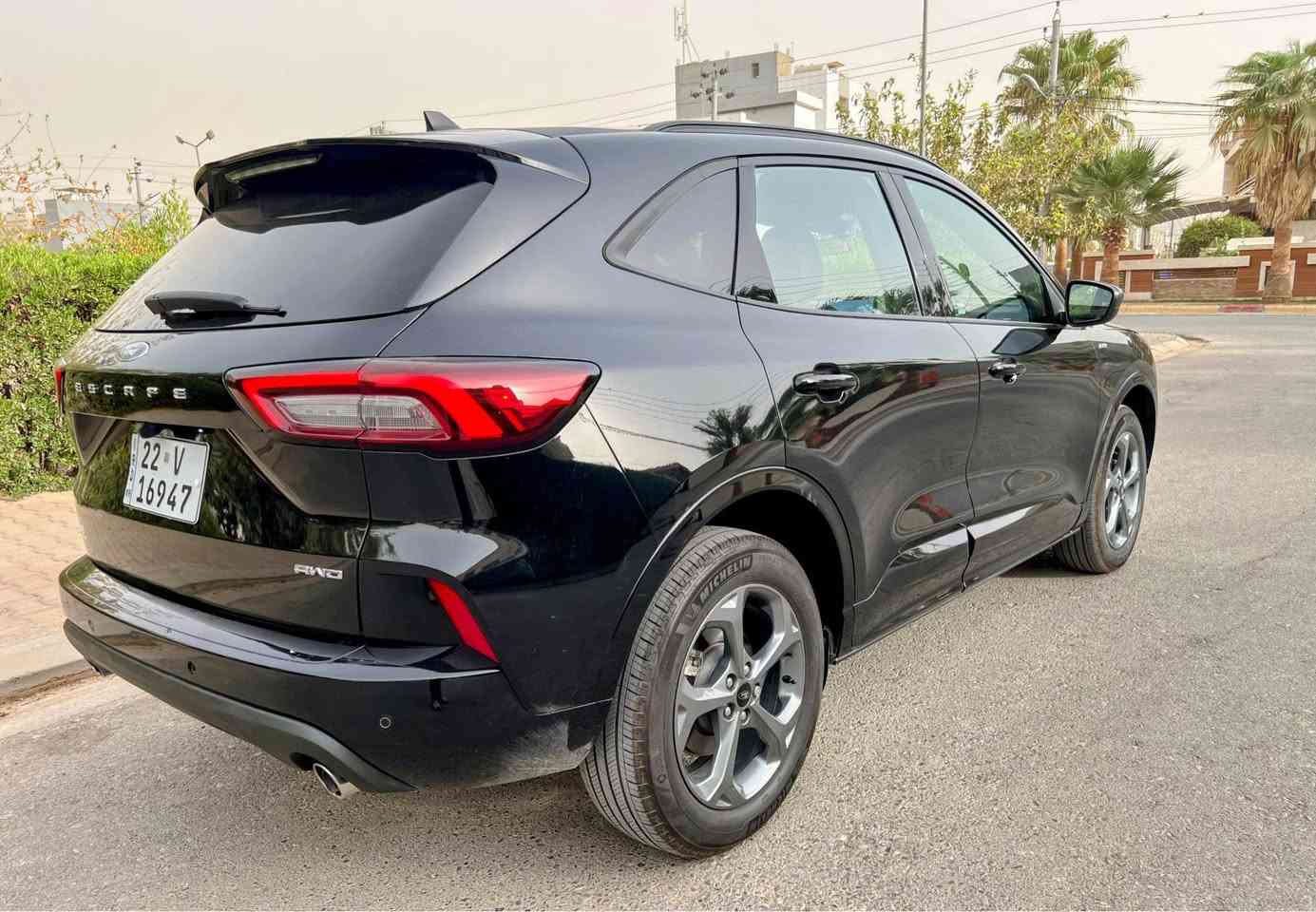 Ford Escape 2023 ST
كوشن و سوكان هيته ر 
صنوق شفت تبريد مركزى
شاشه گيج الكترونى صمه 
شه غال لايت ليد رادارو حاسه و كاميره 
اوتو هولد و اتوستوب ستارت و بريك به صمه
ته نها 13هەزار میل ڕۆیشتوە
‏‎‏‎بصمة ابواب 
‏‎‏‎بصمة تشغيل
‏‎تشغيل عن بعد
‏‎‏‎شاشة دشبول ديجيتال
‏‎‏‎كاميرة
 ئیرباگ بەس سوکان
‏‎هاند بريك بصمة
‏‎اوتو هولد : 𝐀𝐔𝐓𝐎 𝐇𝐎𝐋𝐃              
‏‎اوتو ستارات : 𝐀𝐔𝐓𝐎 𝐒𝐓𝐀𝐑𝐓
‏‎اوتو ستوب :  𝐀𝐔𝐓𝐎 𝐒𝐓𝐎𝐏
‏‎رادار امامي (تحديد مسار)
‏‎‏‎رادار جانبي (نقاط عمياء)
‏‎‏‎رادار خلفي (التحذير من الاصطدام)
‏‎‏‎حساسات خلفى
3 پستۆنی تۆربۆی مەكینە15
‏‎نظام : 𝐄𝐂𝐎
‏‎نظام : 𝐍𝐎𝐑𝐌𝐀𝐋
‏‎نظام : 𝐒𝐏𝐎𝐑𝐓
‏‎كشنات جلد
‏‎كشنات كهربايي 
‏‎كشنات هيتر
ژمارە تلفۆن *********** وتساب فایبەری لەسەرە أربيل, العراق
