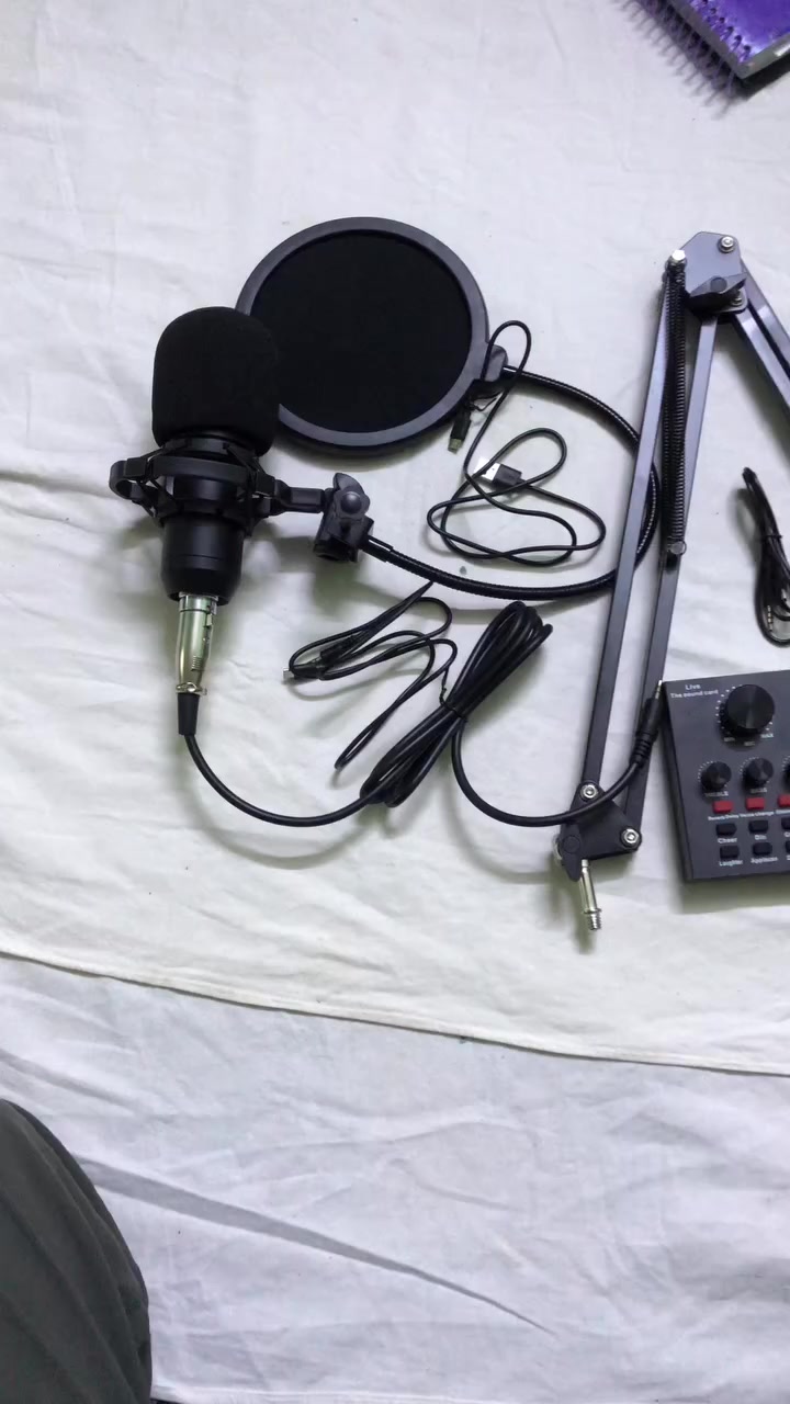 مايك احترافي
مكاني رميثه للتواصل فقط وتساب ***********
