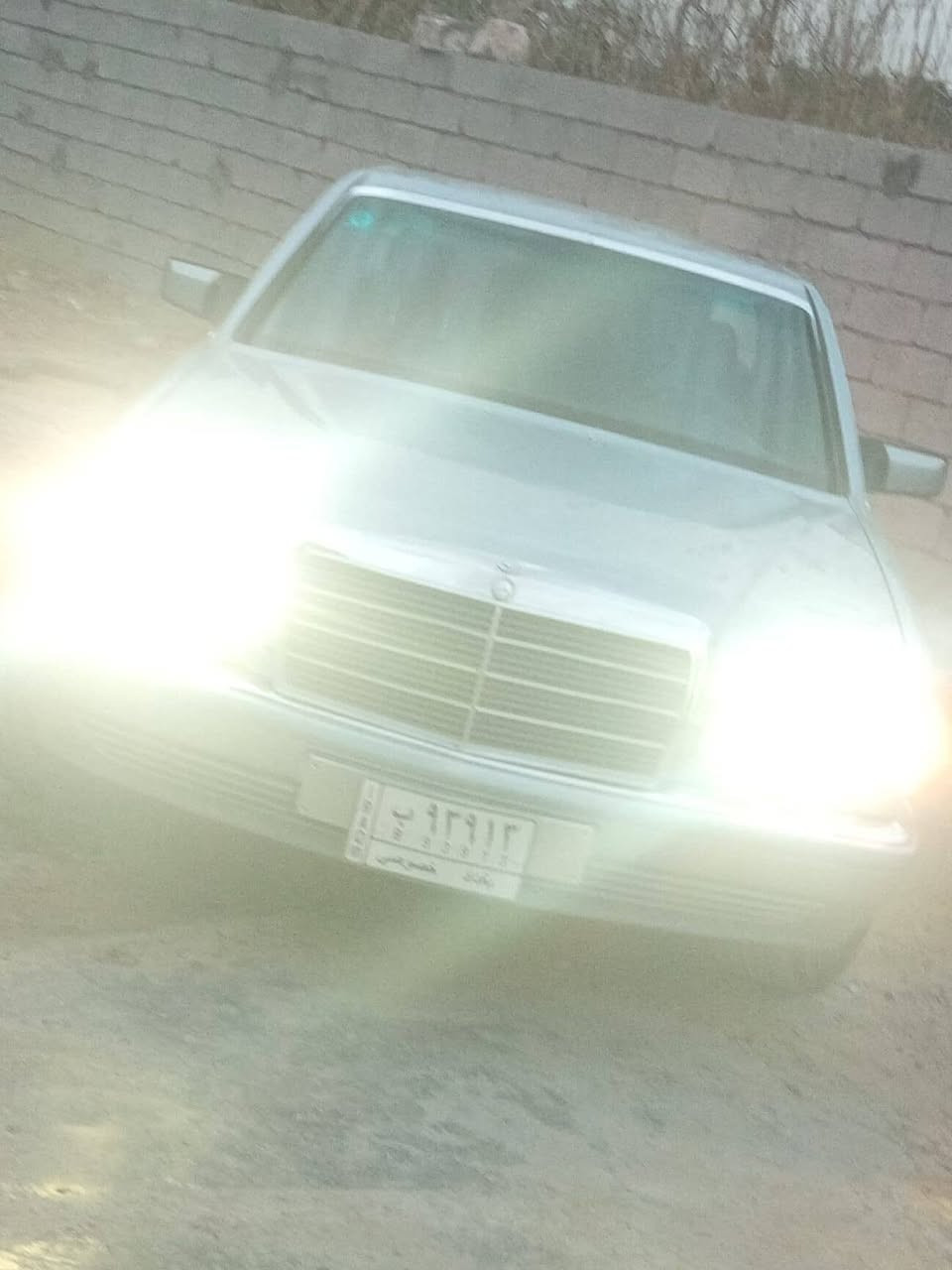 سلام عليكم ورحمه الله وبركاته مارسدس رءاسي موديل 1987كفاله عامه تخم تاير ماشيه 175الف حقيقي دبل فين بم دبل مروحه كشنات اماميه كهرباء محرك بلاد 300sEصدر جديد فتحت سقف كهربائيه ستيرن كهرباء تبريد ثلج برده خلفيه كهرباء بردات جانبيه خلفيه دخل مخمل ازرق طوارءهه موجوده بل باب شلعه وا معدل سياره نقصهه بس علامه بنيد سياره دبل سويج ريمون شغالات رقم بغداد باسمي تحويل ثاني يوم التواصل ***********وا***********بي واتساب *********** سعر 140وا بيه مجال
