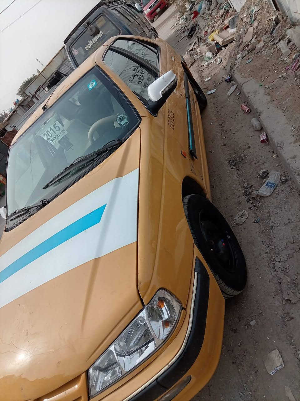 سلام عليكم سمند البيع موديل 2015 مكفول كير محرك السياره جديده خير من الله بيه طخه بل جاملغ اليسره الباقي مكفوله تخم تاير صدر جديد تبريد شغال بسمي السياره رقم بغداد مكاني بغداد الثير*********** الكورك *********** السعر 46 وبيه مجال حك الجيه
