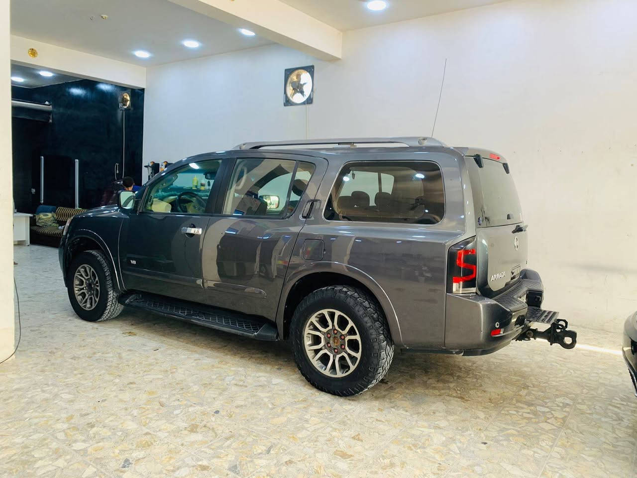 سلام عليكم السعر 100
للبيع اومراوس ب سياره صغيره 🚗 
نيسان ارمادا 2012 وارد امريكي حادث جاملغ امامي جهت السكن 
السياره بيه خمس قطع صبغ بالسونار شرط 
ابيع احزام  اكفلك قماره وكير ومحرك للمشتري
كشن كهرباء
جنطه كهربائيّة شفط
كشنات مخمل 
سياره جاهزه عل اخر حبايه 
رقم بغداد بسمي
السعر 100 وبيه دفره😁
ماعجبك السعر اعبر جنك ما شايف المنشور
الهاتف ***********
عنواني بابل جبله
