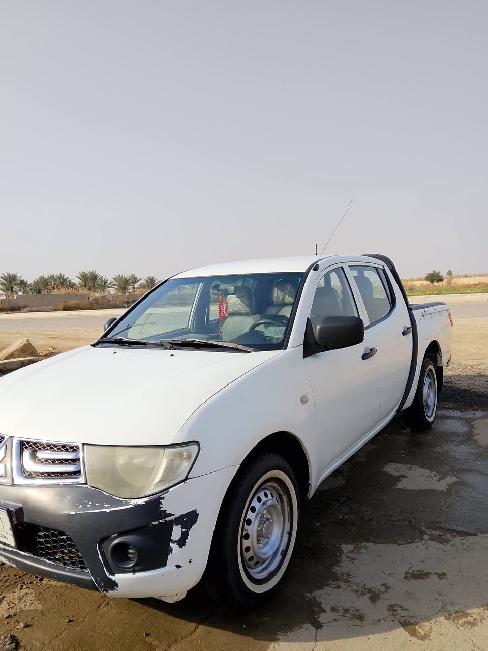 سلام عليكم للبيع ميسبوشي بيكم L200 موديل 2010 السعر 115وبيه مجال سياره مكفولة كفالة عامه ما عدا شبر جاملغ سياره بسمي تحويل ثاني يوم رقم بغداد 
تبريد تدفئه شقال بصمة كهربائية كلهه شقاله العنوان بغداد تاجي ‏‪0786 036 7000‬‏
