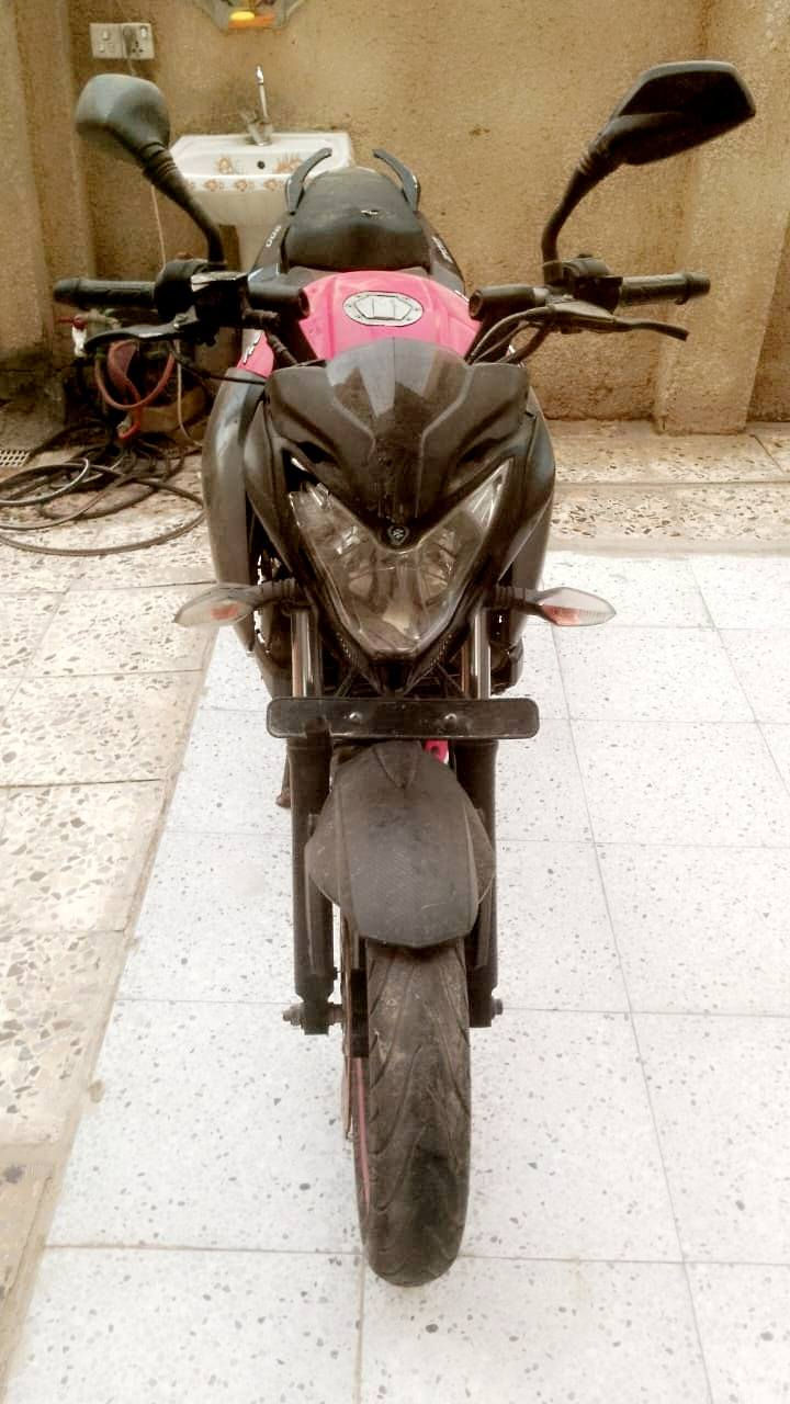 السلام عليكم دراجه بولسر 200 NS مكفوله كفاله عامه باستثناء كم شغله الدواسات مال رجل مكسوره وكسر بسيط بالواقيه الي بالصفحه 
مكاني بغداد 
سعرها 1900 وبيها مجال بسيط لشراي 
واتساب متواجد +9647777638936


**إذا كنت صاحب هذا الإعلان وتريد حذفه لأي سبب، رجاءا أرسل رسالة إلى الدعم الفني**