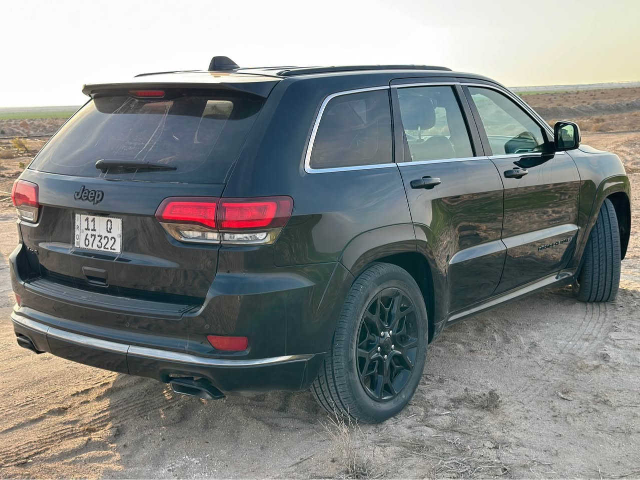 للبيع او للمراوس حسب الرغبه 
ع واس اب تفاصيل اكثر

جيب  سومت اعلى فئة فول 1/1
 
موديل 2016  مكينه 6 سلندر  3600
رقم بغداد باسمي ماشيه 72 

 حادث بنيد مع الجاملغ الامامي صور الحادث مرفقه 

مواصفات السيارة :-
 —————————
جكات / بانوراما / رادارات 360 / كامره خلفيه / سستم صوت هارمن كاردون / تبريد تدفئة كشنات / مقود كهرباء / كشنات جلد مع كهرباء / مري قلاب مع تعتيم الضوء / هيتر مري / شاشة كبيره / ماوس تحكم وضعيات القياده / حساس امامي خلفي / اوتو بريك / اوتو ستوب / ويل كروم / شفتات ستيرن / صندوق كهرباء / تحكم ستيرن كامل / مري جانبية قابلة للطي / ترحيب عند الاقتراب / لايت زينون لد / وبعد الكثير من المواصفات 

السعر : 210. وبيها مجال 

للاستفسار : ***********  واس اب اتصال
العنوان : الكرخ حي العدل بغداد, العراق
