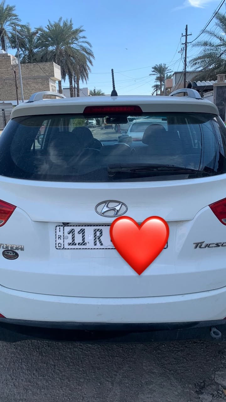 هونداي توسان ٢٠١١ خليجي محرك كير مكفول محرك ٢٠٠٠ الضرر كما موضح بالصوره السعر ١٢٥ ورقه وبيه مجال بسيط للاستفسار الاتصال على الرقم *********** واتساب
