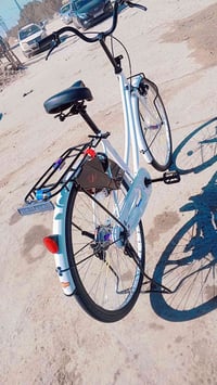 باسكل • نضيف • حاوية