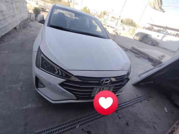 السلام عليكم النترا 2020 خليجي للبيع تم إعادة نشر بسبب الوعود الكاذبه وتم تزيل من سعر  المواصفات فتحة سقف حساس امامي خلفي شاشه كامره خلفيه تبريد قطعتين مكينه ٢٠٠٠ دوش ماشيه 146 الف رقم بغداد الدولي بسمي رقم تلفون *********** اخوان سونار سياره مرفق ب منشور رجآ لحد يخابرني يكلي شبيهه ما بيهه شوف سونارها وخابرني سعر 143 بيهه مجال أن شاء الله
