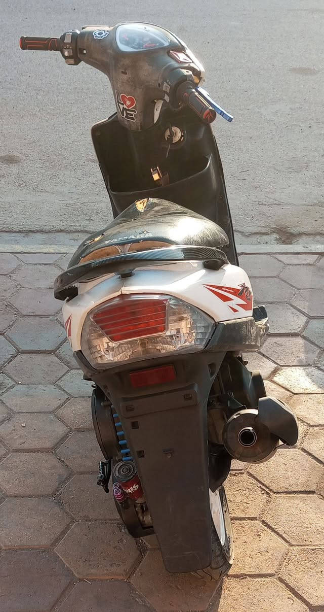 سلام عليكم دراجه ماكس عدله 
نگره هندر 
السعر 300 الف قفل


**إذا كنت صاحب هذا الإعلان وتريد حذفه لأي سبب، رجاءا أرسل رسالة إلى الدعم الفني**