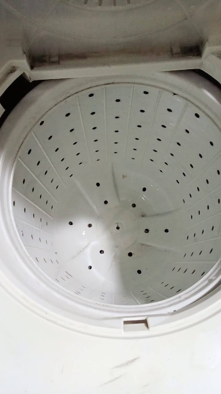 من رخصت مدير الكروب عندي غساله توشيبه الحجم الكبير مستعمله شغاله غسل تجفيف ماطورات جديده للبيع الرقم ***********
