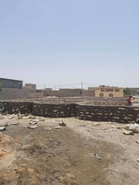 لبناء الحجر كرسته وعمل بيوت واسيجه واساس ونافورات وتغليف  وبسعر مناسب ...