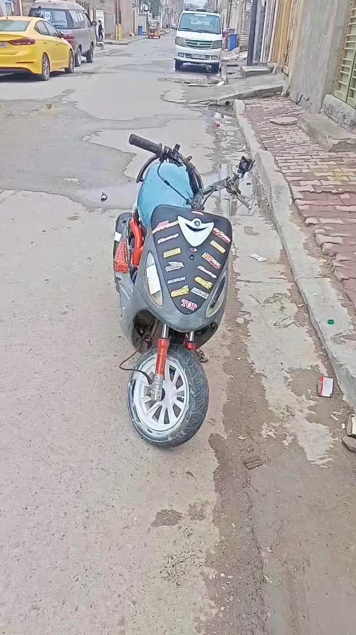 سلام عليكم 
دراجه ماكس منغولي مال لعب دراجه برغي مانقصه تجي تشغل وتروح 
سلف 55 
دبلات امامي رياضي
زوج وياله 
قطره دهن
يدات بريك 
كفراته كامله كلهن لونهن اسود الدراجه رايده ب350 وبيه مجال قليل مكاني حسينيه جريخي هاذ رقمي 
***********
