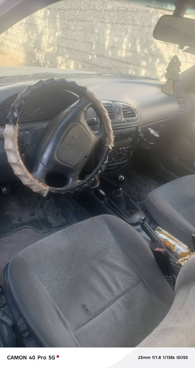 سلام عليكم داوي نوبره ٩٧ فحص الانبار كمرك مدفوع اورقه كامل محرك جديد كير جديد تخم تاير بعده ما ماشيه عليه باتر جديد تبريد بس غاز لايت زنون سياره ما تصرف عليه ربع  صدر كله جديد السعر ١٣ ***********
