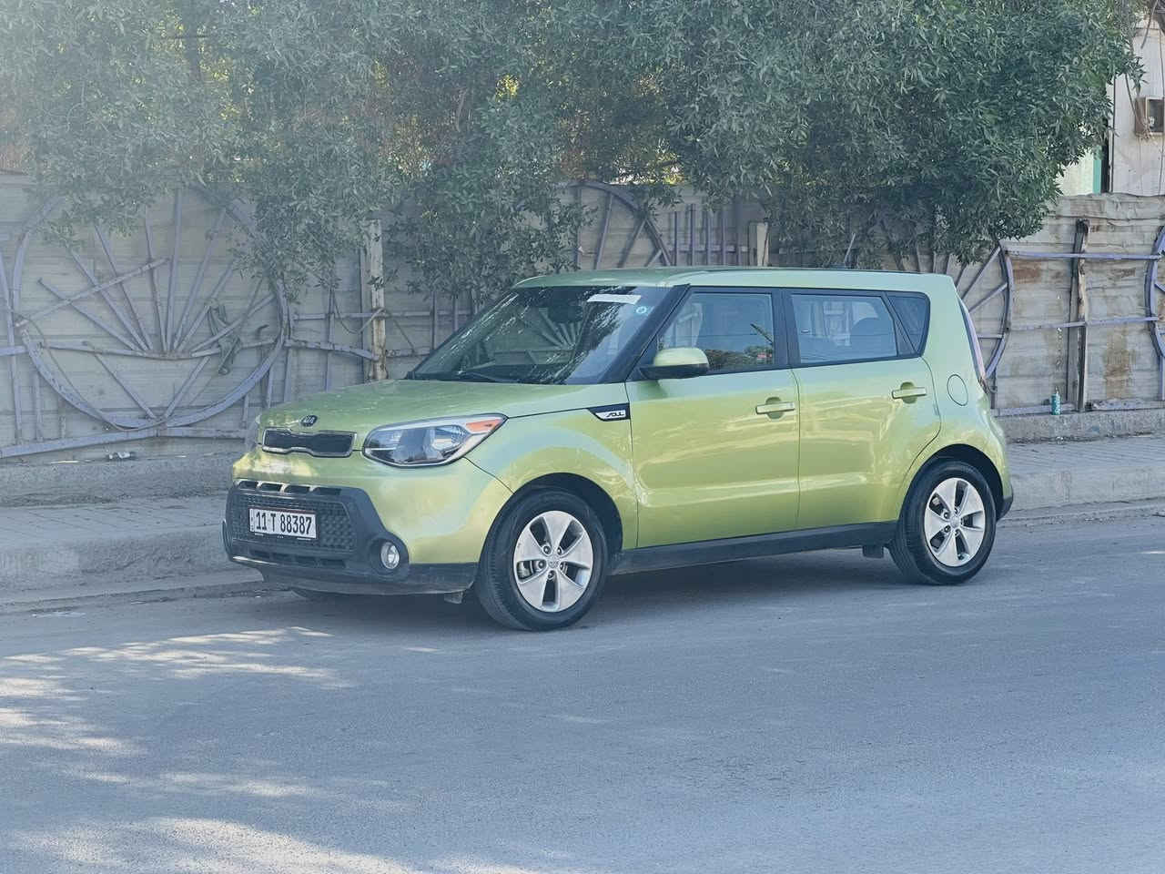 السلام عليكم 🫡
صول موديل 16 لون 🍏 
مواصفات اعتاديه 
شاشه تاب  ماشيه ١٠٦  محرك وكير خير 
من الله 
تخم تاير 
حداديه جديده 
تبريد 
السياره رقم جديد وهزه جديده 
بيه ٣قطع صبغ بدون دواخل جاملغ وبنيد وباب صبغ فقط
للاتصال *********** 
السعر 95 وبيه مجال بسيط كلش
