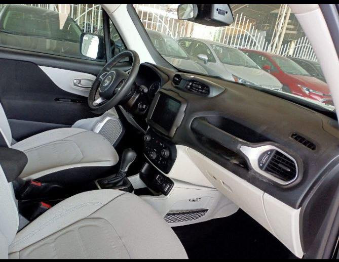 للبيع او المراوس
عندي جيب رانجيد 2020 حادث بسيط بدون ايرباك باسمي رقم بغداد سنوية نافذه لل2028  للبيع بسعر 145
او اراوسها بجيب شيروكي موديل 2020 وفوك


**إذا كنت صاحب هذا الإعلان وتريد حذفه لأي سبب، رجاءا أرسل رسالة إلى الدعم الفني**