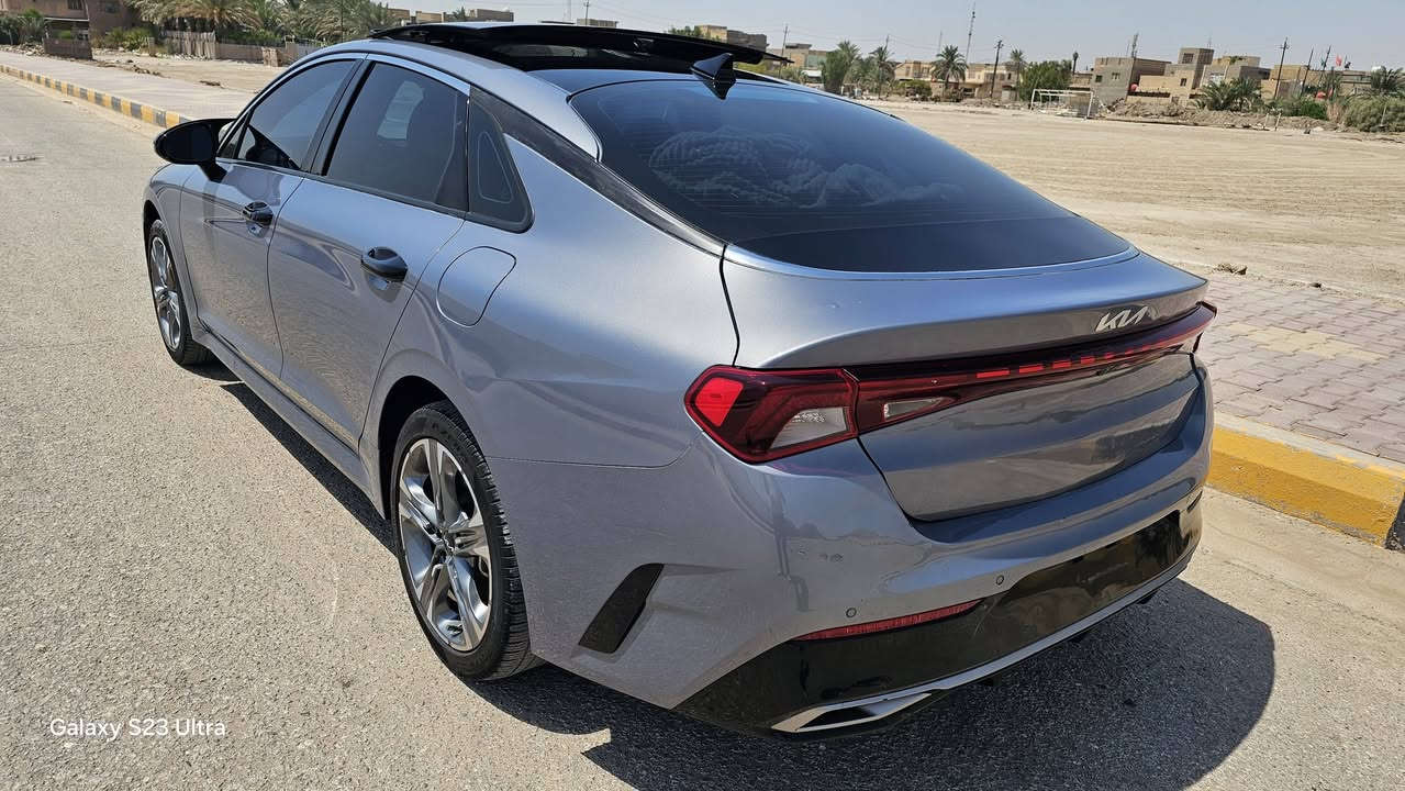 K5 موديل 2023
السيارة فول مواصفات 
بانوراما
بصمات تشغيل وابواب
كشنات جلد تدفئة وتبريد
قطعتين تبريد
داخل مطعم صاج
وهواي مواصفات معروفة ال EX اعله من الجي تي لاين 
ماشية 27
بدون رقم تترقم جميع المحافظات 
سعرها 175 وبي مجال
***********
