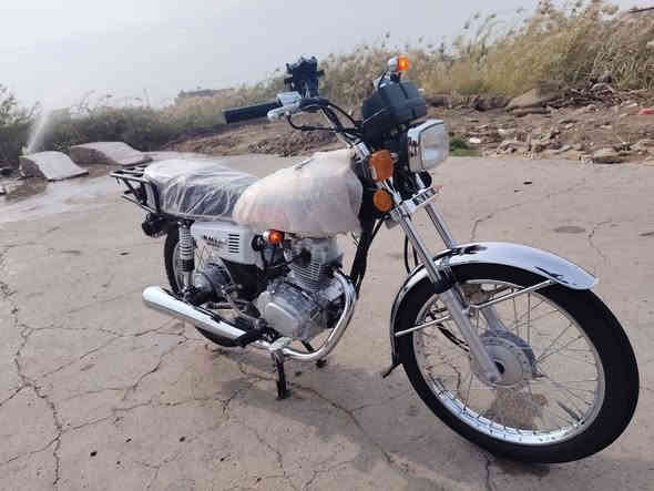 سلام عليكم دراجه للبيع نامه 2025 صار شهرين طالعه من الوكيل الدراجه بل جيس احله من الصور اوراق اصولي مكاني دوانيه قضاء سومر السعرر 675 بيها مجال قليل النتصال عله الرقم ***********
