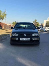 كولف موديل 1993 محرك 4 سلندر قبق ابيض البلاد كير اوتوماتيك مصبوغه عام ...