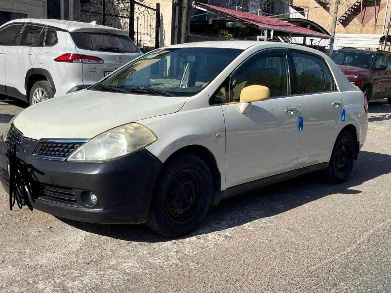 نيسان تيدا ٢٠٠٧ 
سنويه وهزه جديده سياره باسمي 
مكانها بغداد حي الاعلام 
*********** بغداد, العراق
