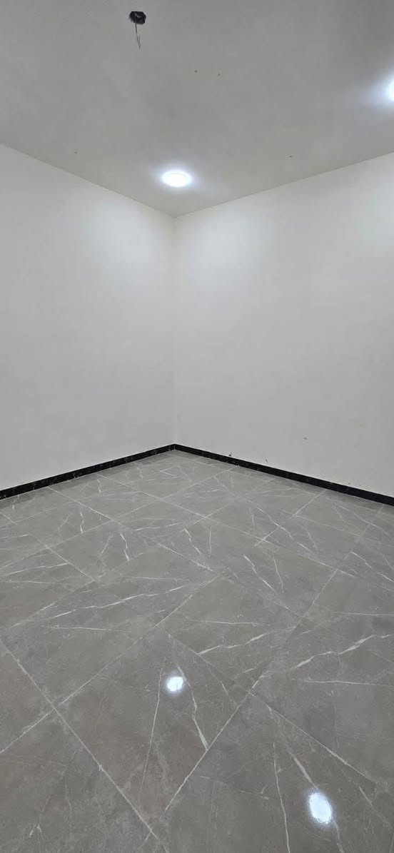 دار للبيع بنهاوند مساحة ١٠٠متر مسلح صب طولاني طابق واحد بناء حديث ٢٠٢٦ خلف شارع ٢٠ جاهز للسكن للاستفسار والاتصال على رقم ***********📞📞
