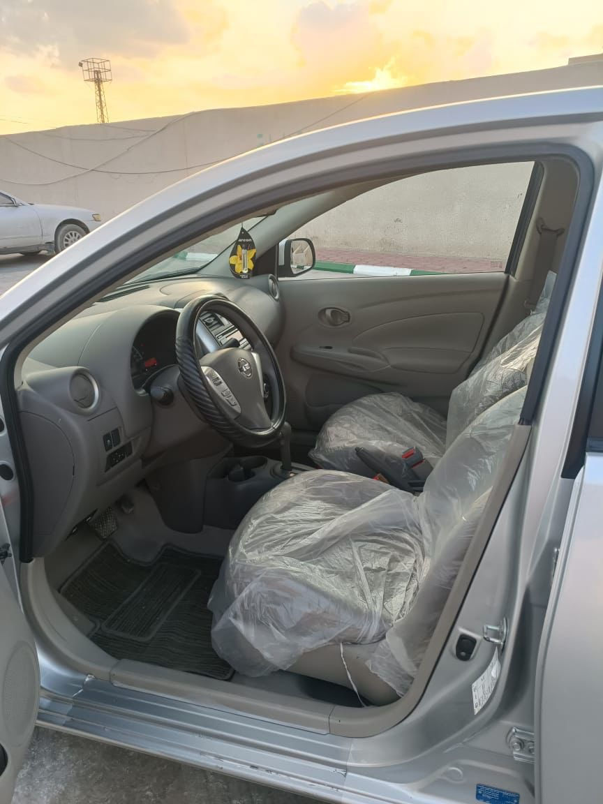 سلام عليكم نيسان صني هندي موديل2022. ماشيه 100
 كفاله عامه حته دعاميات 
سياره جديده وع ايدي زلق مابيه بسم كردي
 تريد تحويل وكاله موجود 
السعر 115 وبيه مجال. مكاني البصره. 
 رقم الهاتف. ***********
