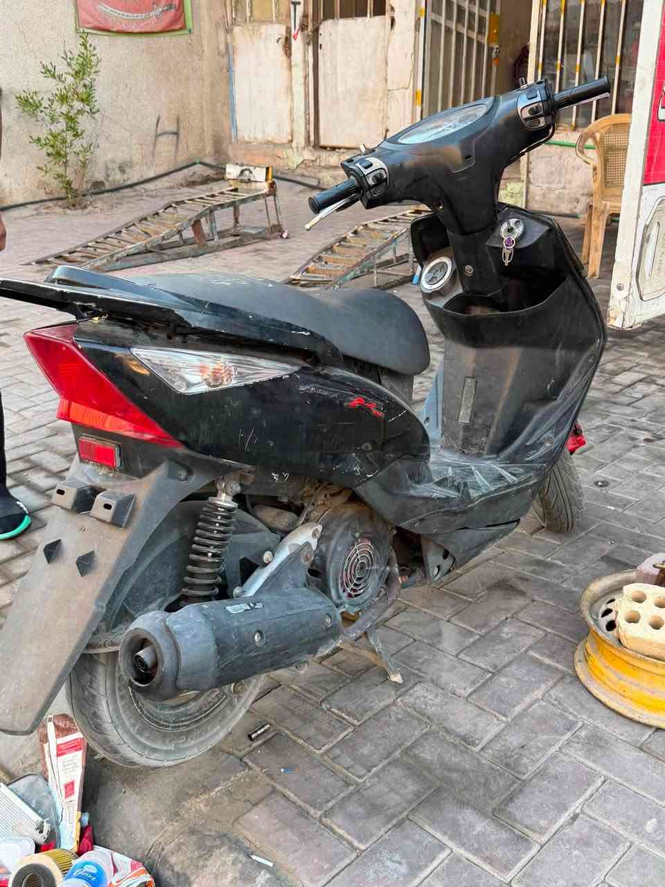 ثعلب كامله شغاله بس بيهه دخانه كهرباء كله شغاله سعر 300 نهايتهه بغداد كريعات 
***********
